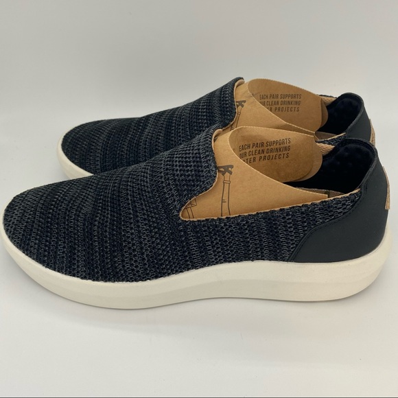 Men's Freewaters TRVL Slip-On Shoes - Black - 11 - Picture 4 of 9